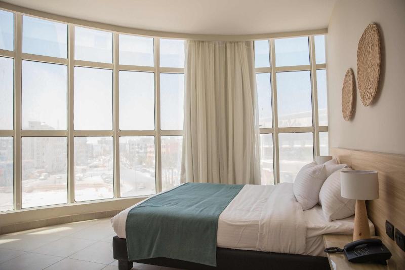 Redcon Suites image