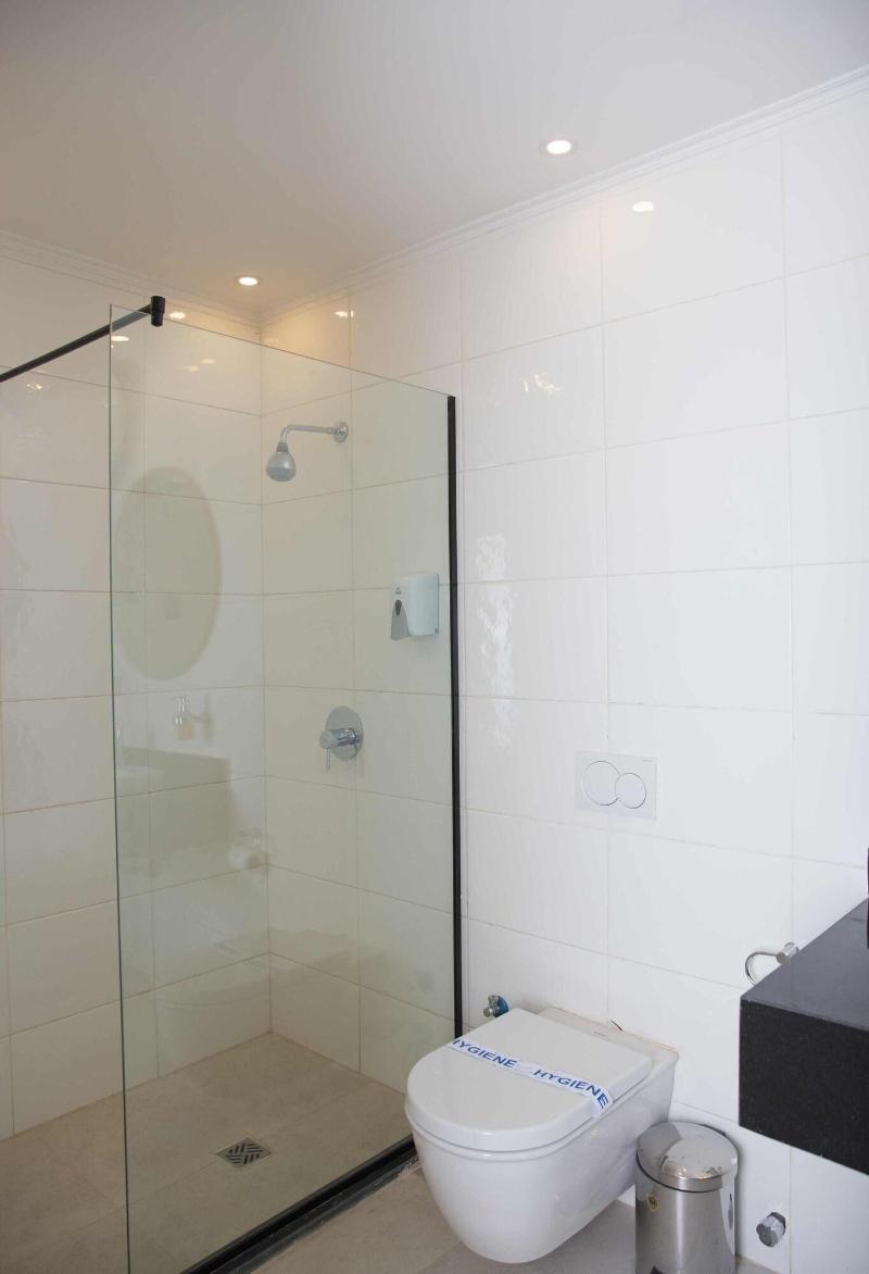 Redcon Suites image