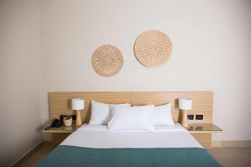 Redcon Suites image