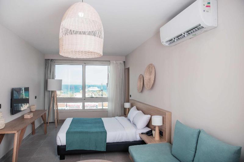 Redcon Suites image