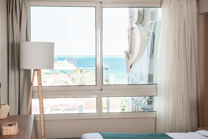 Redcon Suites image