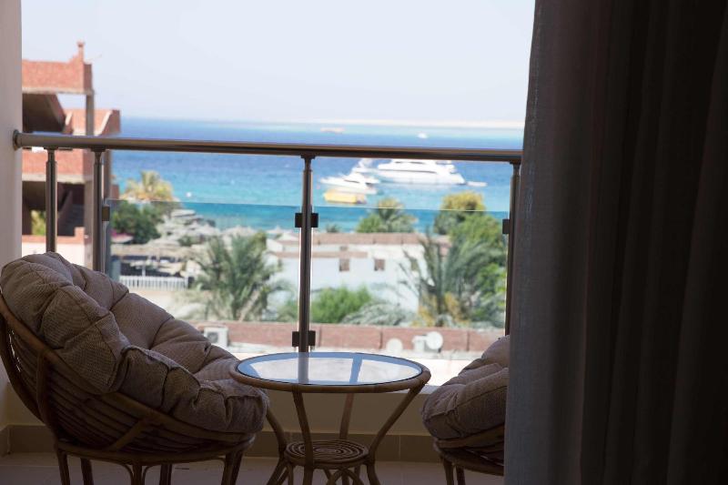 Redcon Suites image