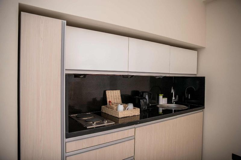 Redcon Suites image