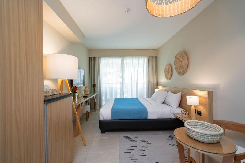 Redcon Suites image