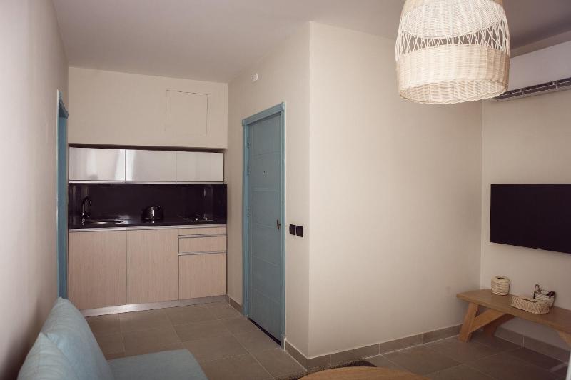 Redcon Suites image