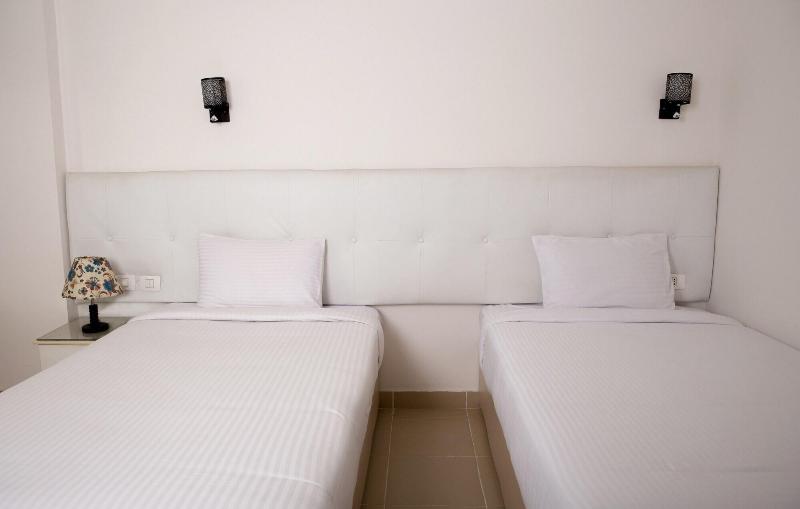 Redcon Suites image