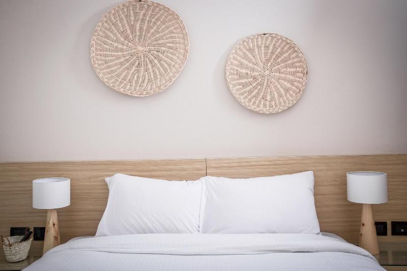 Redcon Suites image