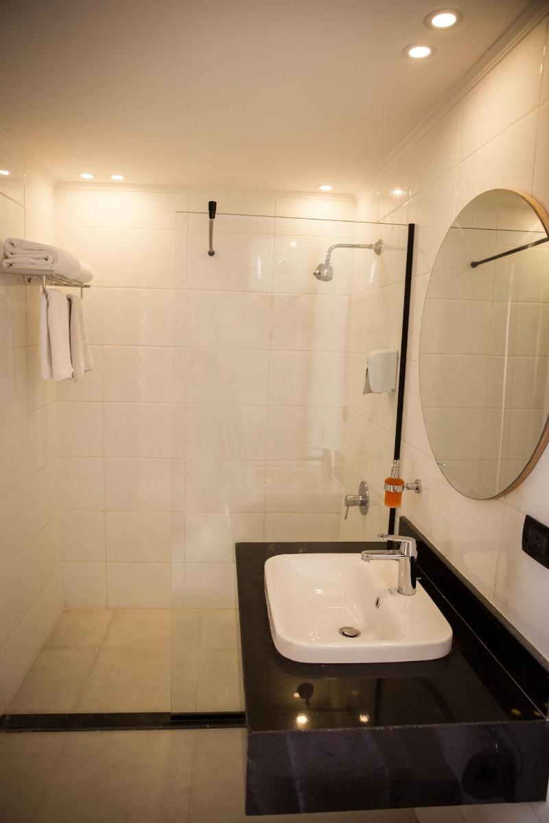 Redcon Suites image