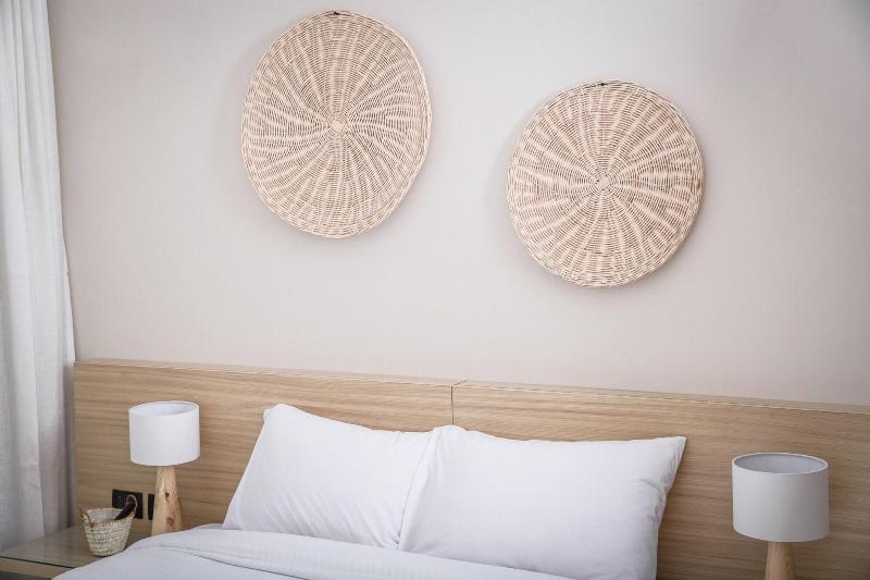 Redcon Suites image