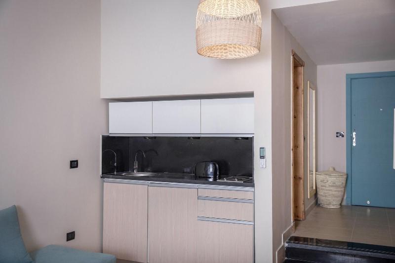 Redcon Suites image