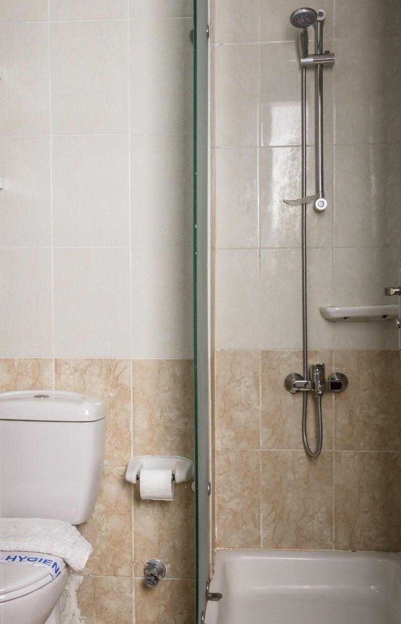 Redcon Suites image