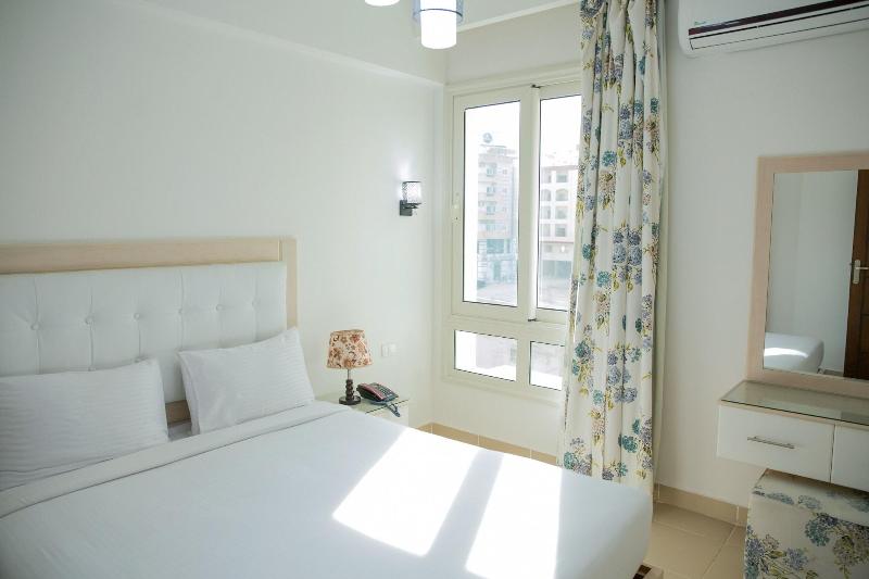 Redcon Suites image