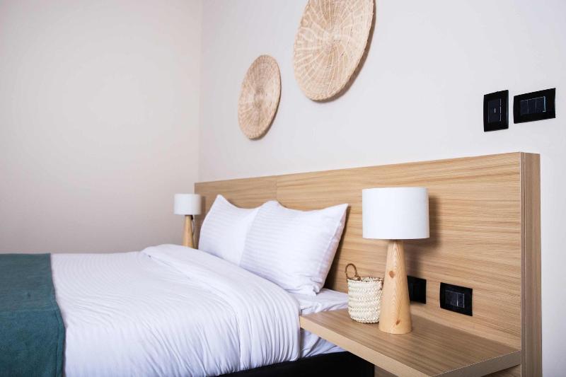 Redcon Suites image