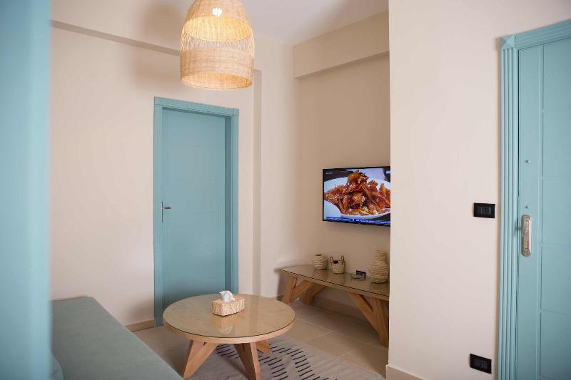 Redcon Suites image