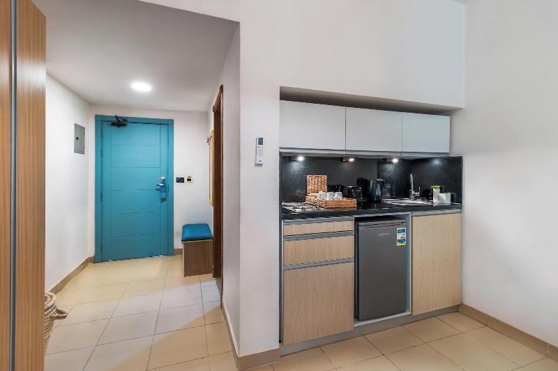 Redcon Suites image