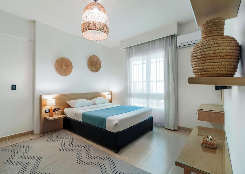 Redcon Suites image
