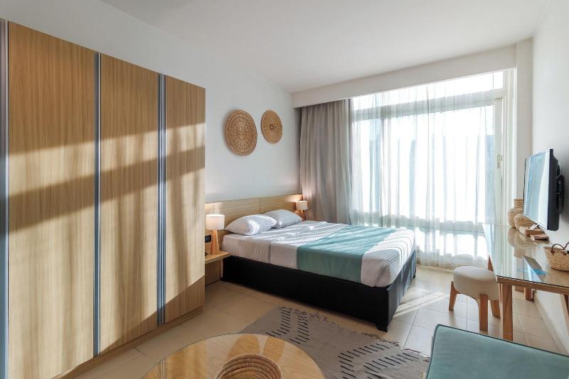 Redcon Suites image