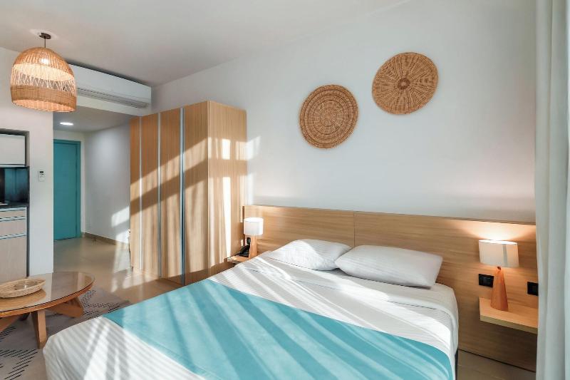 Redcon Suites image