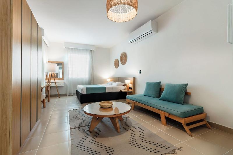 Redcon Suites image
