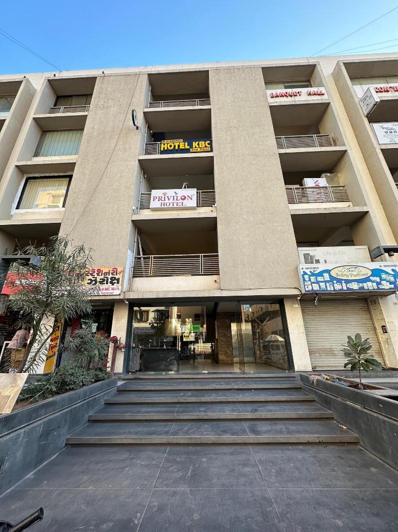Privilon Hotel Sbr image