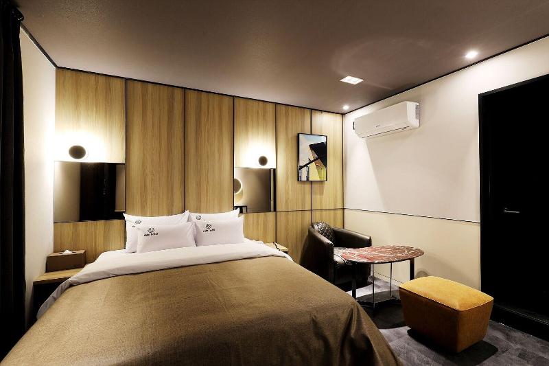 Cielo Hotel image