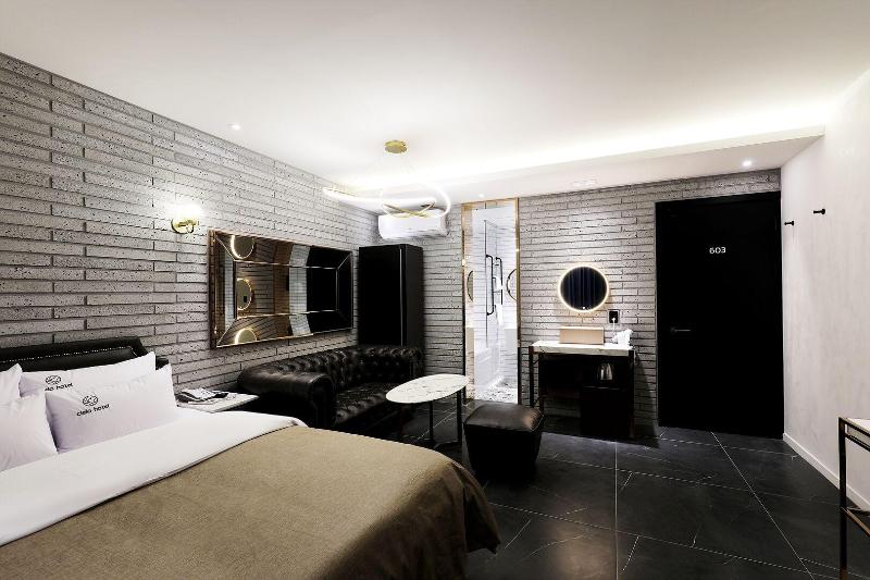 Cielo Hotel image