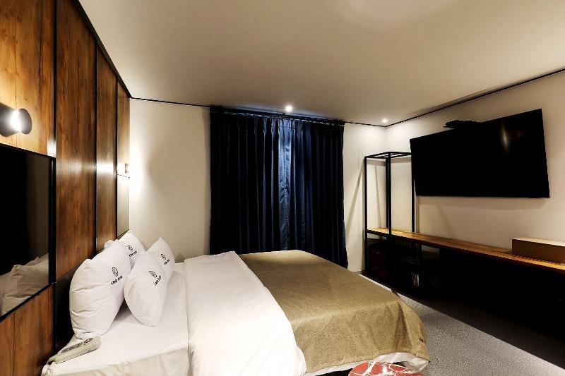 Cielo Hotel image