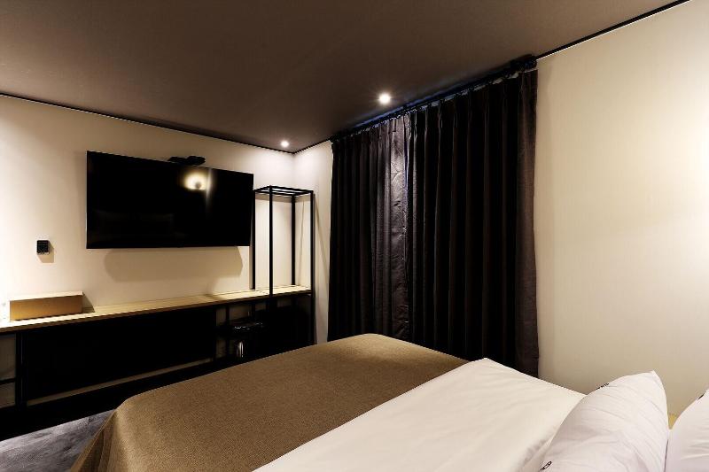 Cielo Hotel image