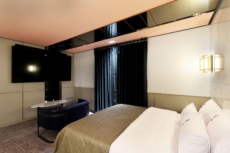 Cielo Hotel image