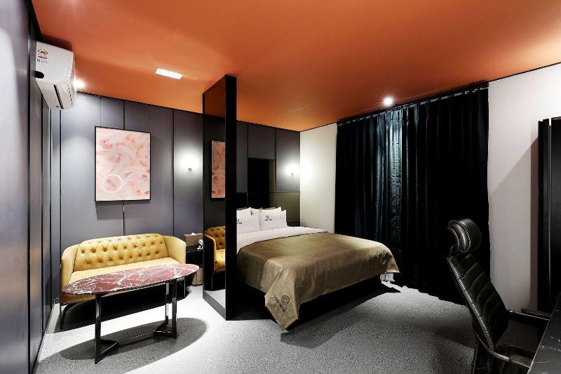 Cielo Hotel image