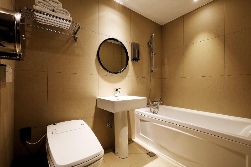 Cielo Hotel image