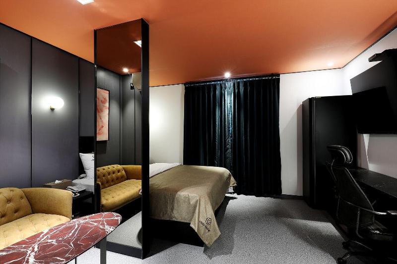 Cielo Hotel image