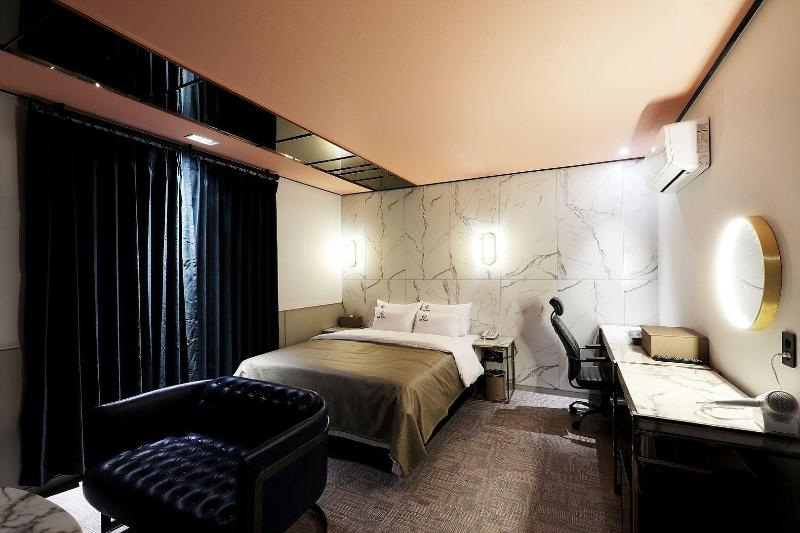 Cielo Hotel image