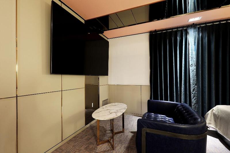 Cielo Hotel image