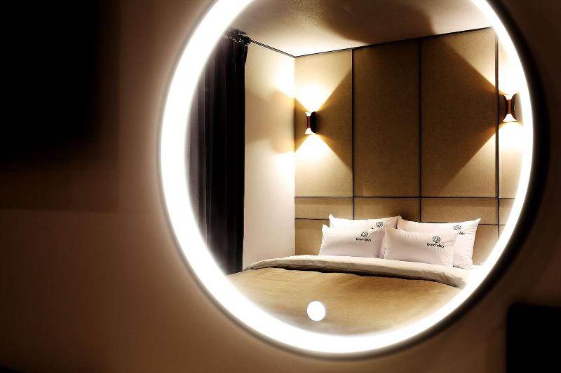 Cielo Hotel image
