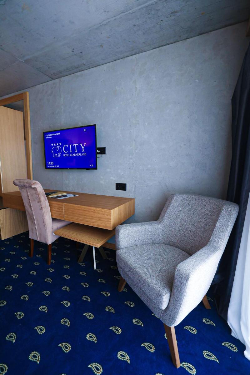 City Hotel Glarnerland image