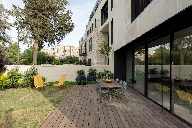 The Y House image