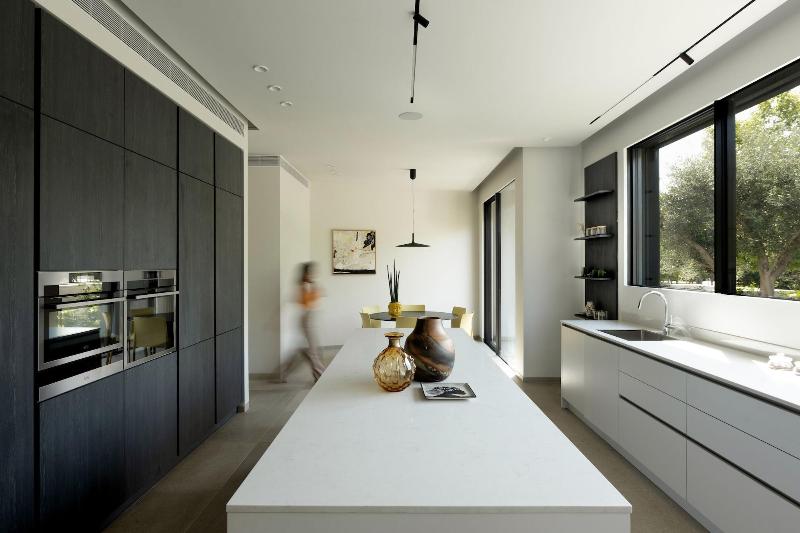 The Y House image