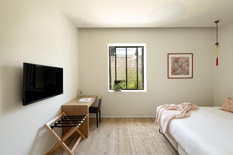 The Y House image