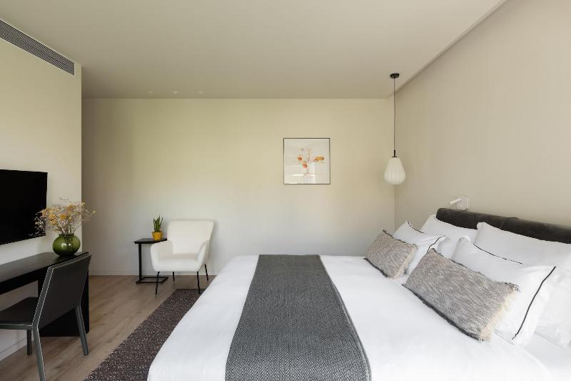 The Y House image