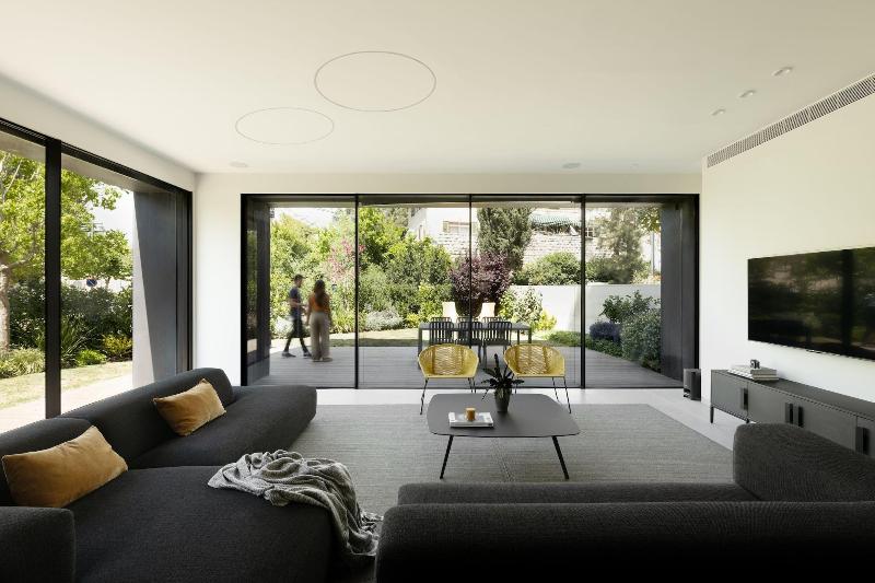 The Y House image