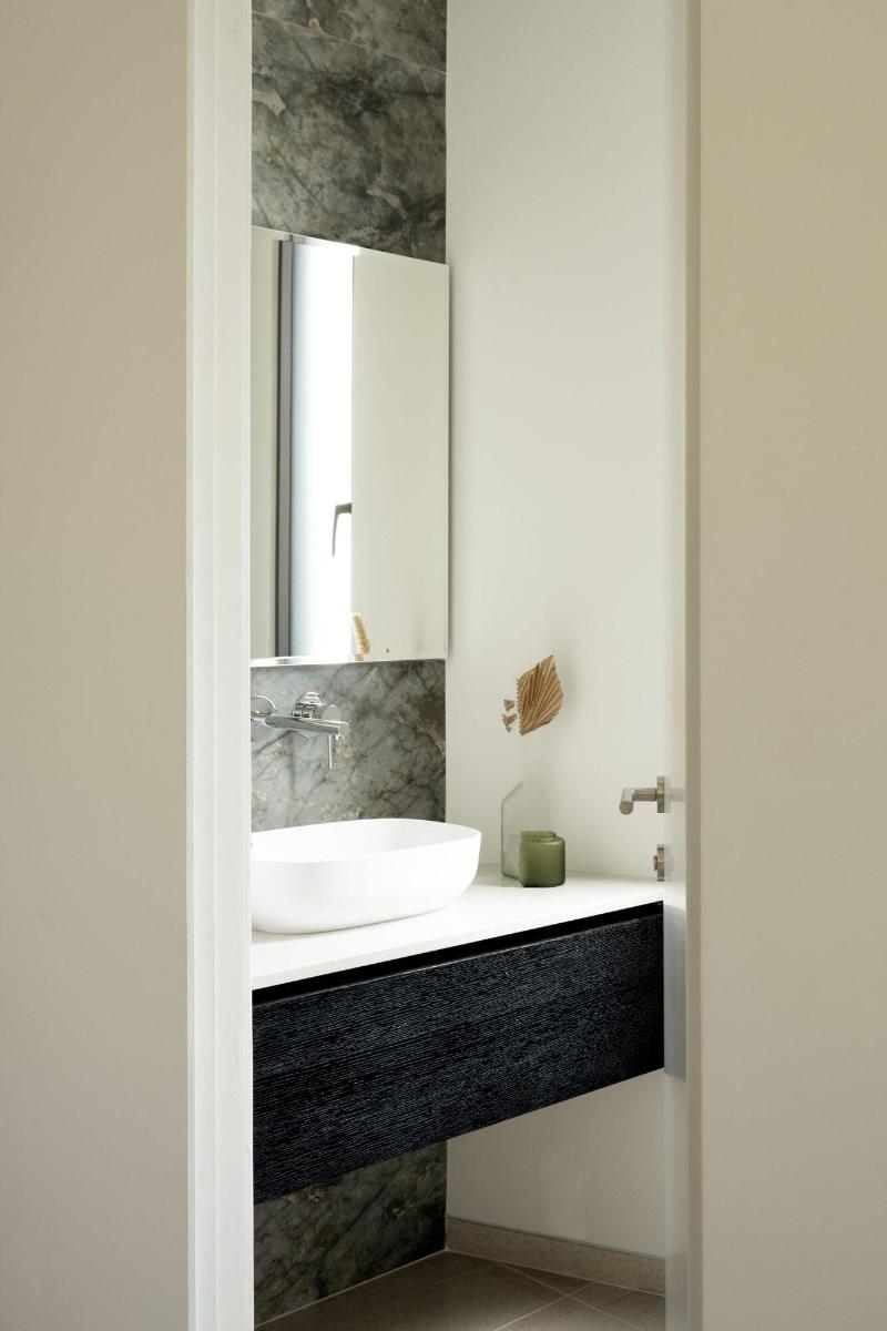The Y House image
