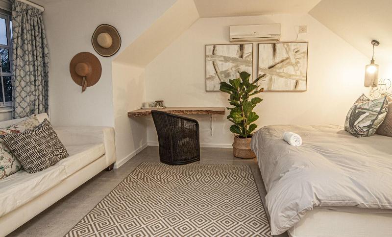 Shelbourne Lodge image