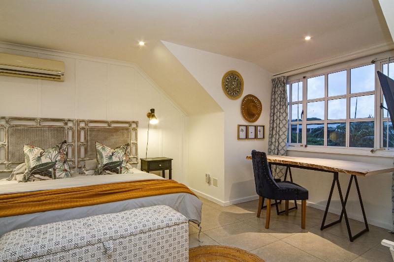 Shelbourne Lodge image