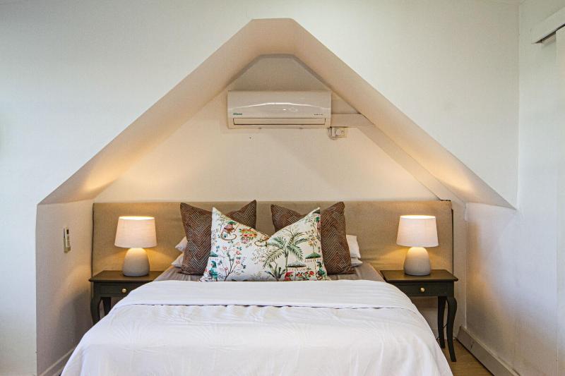 Shelbourne Lodge image