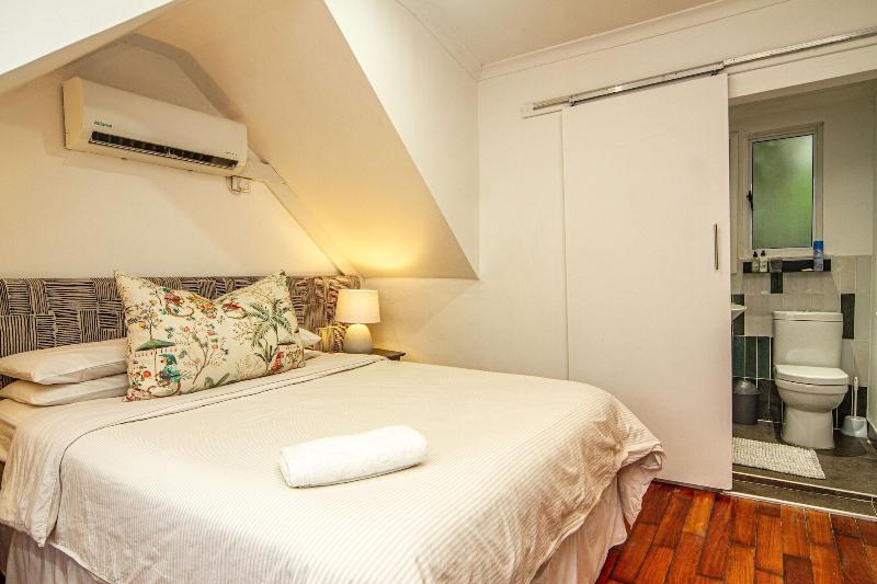 Shelbourne Lodge image