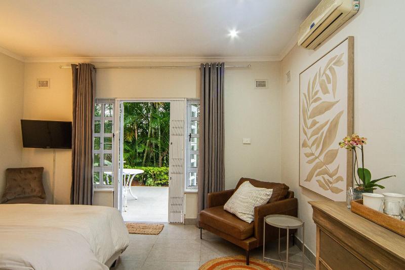 Shelbourne Lodge image