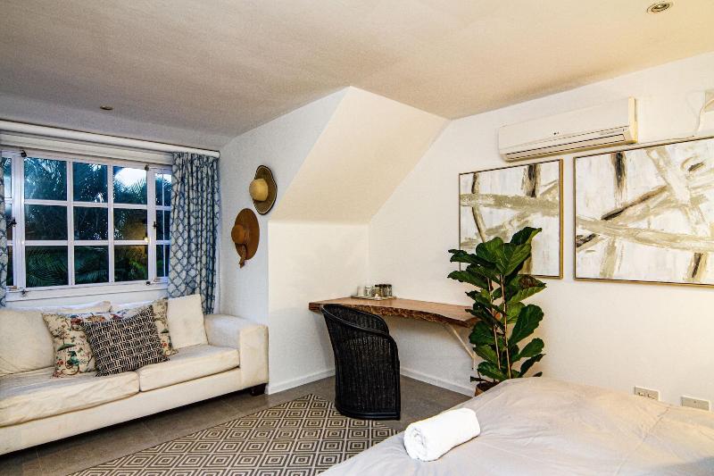 Shelbourne Lodge image