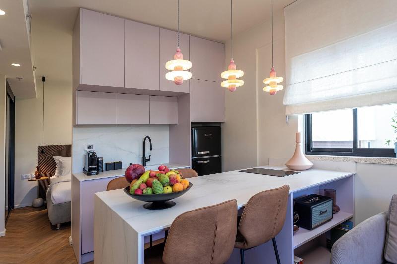 De Sheinkin Suites image