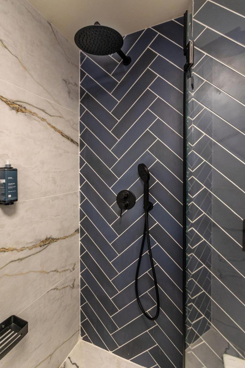 De Sheinkin Suites image